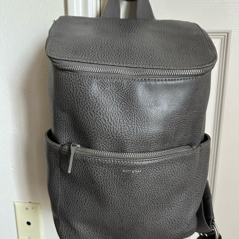 Matt & Nat Charcoal Grey backpack